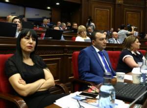 Հայաստանը՝ Նիգերիայի, Կոնգոյի շարքում. Ծառուկյան դաշինքը դեմ է կառավարության ծրագրին