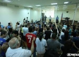 LIVE: Խոչընդոտվու՞մ է արդյոք փաստաբանների գործունեությունը «Սասնա ծռերի» քրեական գործի շրջանակում