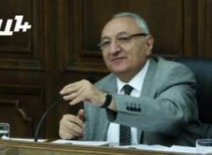 Որոշ դասագրքերի հեղինակներ հոգեկան աննորմալություններ ունեն. Վ. Բոստանջյան