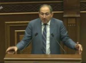 «Հանրությունը բերանը բաց լսում է, թե ով ինչ է բամբասում իր սկեսուրից»