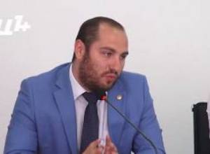Ցեղասպանության ճանաչման հարցը պետք է մղվի 2-րդ պլան.Արեգ Գալստյան