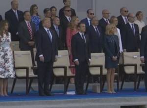 Прямой эфир: Париж празднует национальный праздник