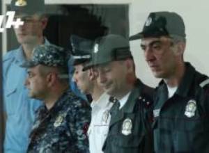 Ինչպես տնից բերված  ջրի շիշը վրդովեցրեց դատավորին