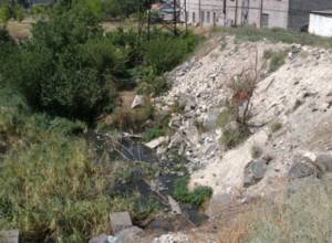 Ինչ անենք, հելնենք մա՞րդ սպանենք. բողոք կոյուղու պատճառով