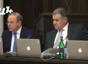 Նոր սերնդին պետք է ասել, որ  ծխողներն անհաջողակ են. նախարար
