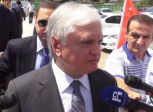 Ինչ կա, եղել է, դրա շուրջ բանակցում ենք. Էդ. Նալբանդյանը՝ առաջիկա հանդիպման մասին