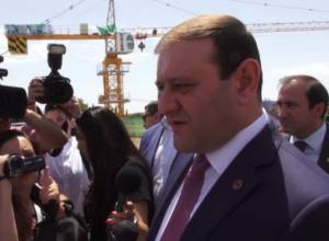 Տարոն Մարգարյանը սպասում է «Ելք»-ի առաջարկին