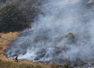 Хосровский заповедник еще дымит