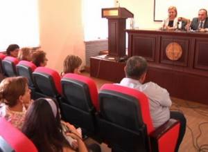 Ուսուցչի հեղինակությունը կբարձրանա խնդիրների  լուծումից հետո. նախարար
