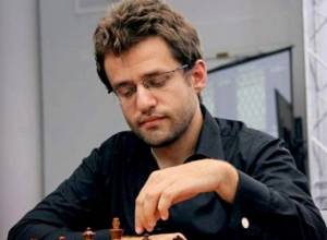 Aronian defeats Daniel Cawdery