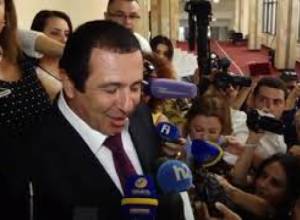 Գագիկ Ծառուկյանը պատասխանեց լրագրողների հարցերին