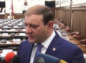 "Երկիր Ծիրանի" կուսակցությունը ուրախացնում էր նիստը. Տարոն Մարգարյան