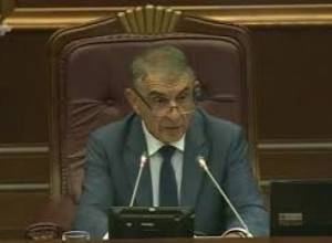 Հավաքների ազատության նախագծին «Ելք»-ը կողմ է, «Ծառուկյան դաշինք»-ը՝ դեմ