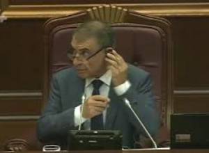 Արմեն Աշոտյանի  փոխարեն քվեարկեցին՝ նրա  գրության հիման վրա