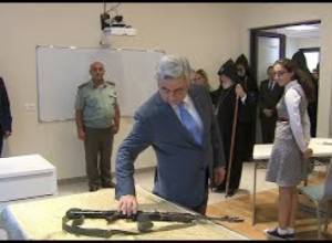Երեխաները իմաստություն մաղթեցին Սերժ Սարգսյանին
