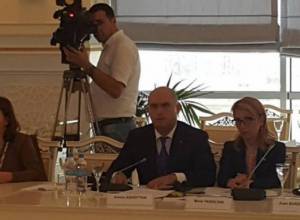 Не питать будущие поколения армяноненавистничеством и ксенофобией: Ашотян в Баку