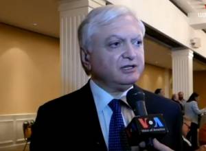 Эд. Налбандян вновь объяснил сказанное им о территориальном компромиссе