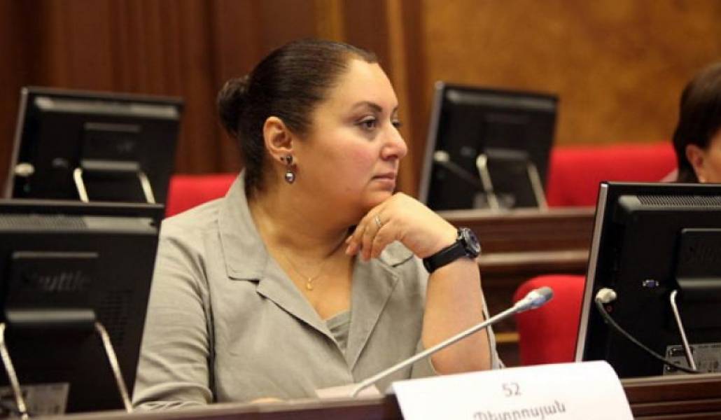 6ee6833a439f92158eb8a9e9aa903914