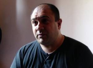 Заключенный, более 10 лет находящийся в заключении, начал сухую голодовку