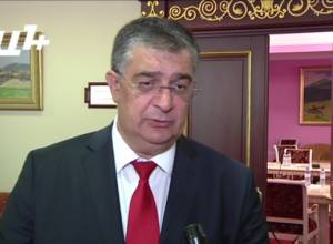 ՔԴԵԴ-ում ՀՀԿ-ական էլ է եղել, «Լուսավոր Հայաստանի» անդամ էլ