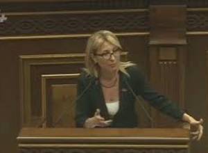 Ինչո՞ւ չեք ուզում վերահսկել կառավարության աշխատանքը. Մանե Թանդիլյանը դիմում է ԱԺ-ին