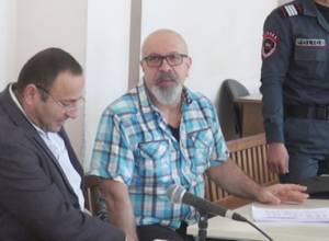 Կարո Եղնուկյան. «Ուզում են ինձ տարիներով քարշ տան»    