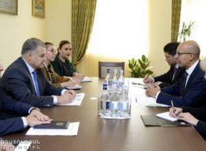 Արլեմ Դեզիրի հետ խոսել են մամուլի ազատությունից