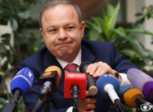 Новорожденные получили заражение крови от матерей: министр