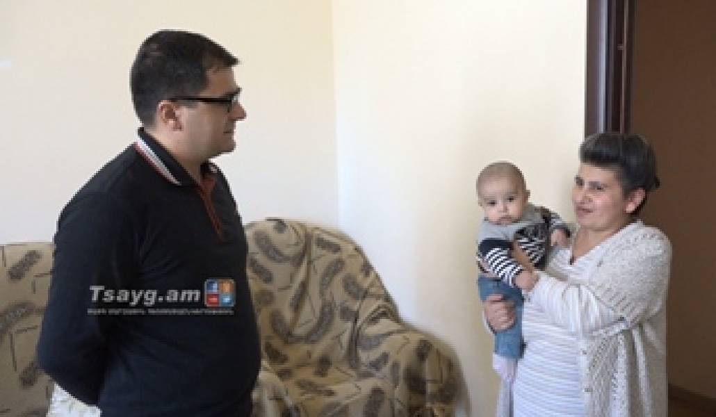 1507377263_hexine-tnayc