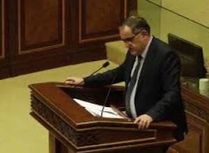 «Դավադրությունները լինում են մութ անկյուններում»