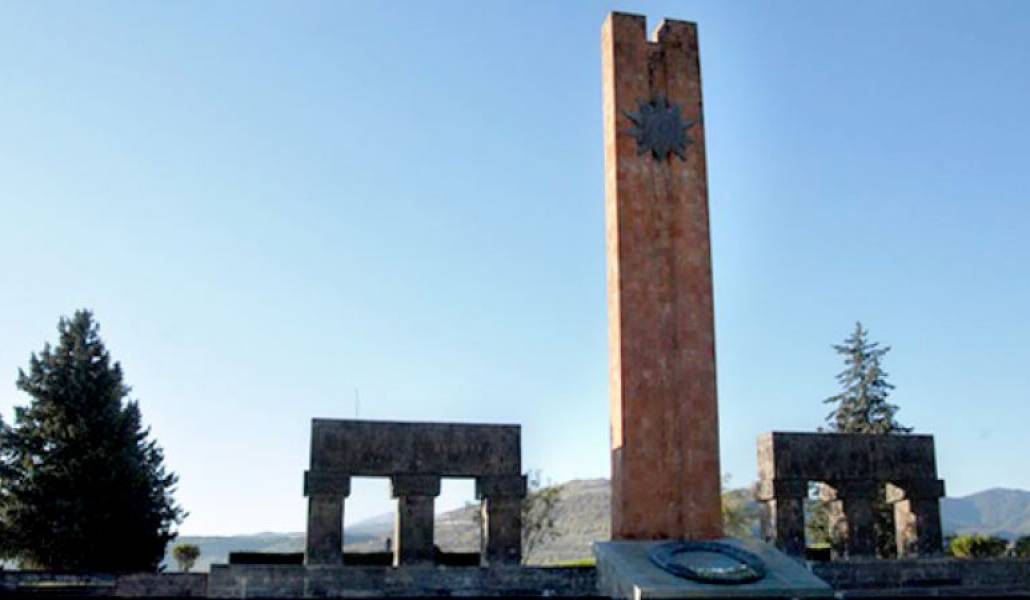 09896bb24030378a80193449c088ad5a