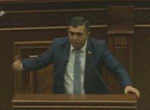 Եթե կալանավորի եղունգները քաշել են. ի՞նչ է առաջարկում Մախմուդյանը