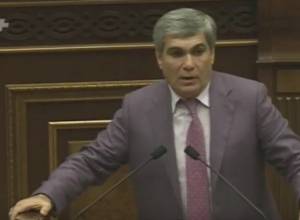 «Եթե կորցնենք ատոմակայանը, մենք կդառնանք ոչ թե բանանային, այլ՝ դամբուլային երկիր»