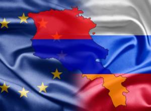 «Մենք չենք կանգնում խաչմերուկի առջև, մենք կամուրջ ենք». Արմեն Աշոտյան