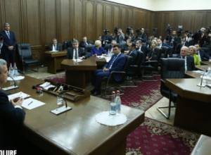 «Почему не зовете хозяев монополий и не разьясняете?»: в НС обсуждения бюджета