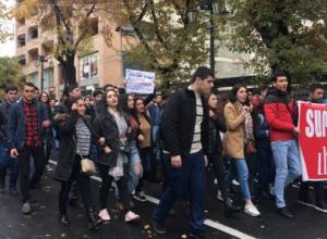 Students' Action Continues, Day 3, Live