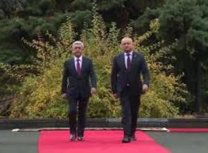 Սերժ և Ռիտա Սարգսյանները դիմավորել են Մոլդովայի նախագահին ու տիկնոջը
