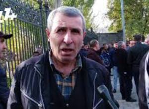 Տոնավաճառների աշխատակիցները ակցիա են անում
