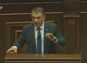 Զարմանալի է, որ կան մարդիկ, ովքեր բժշկի մասնագիտությունը համեմատում են պատշարի հետ. Ա. Բաբլոյան