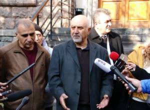 Paruyr Hayrikyan can organize a referendum only after April