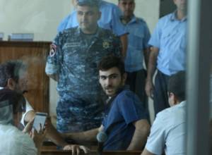 «Ես ունեմ ստույգ ինֆորմացիա՝ Ձեզ հանդիպել է Սերժ Սարգսյանը». Արամ Մանուկյան