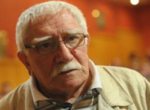 Армен Джигарханян официально развелся с супругой