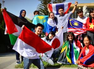 7.5 million scholarship to gifted students from around the world