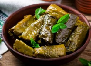 Наименование долмы имеет древнеармянское происхождение: этнограф: artsakhpress.am