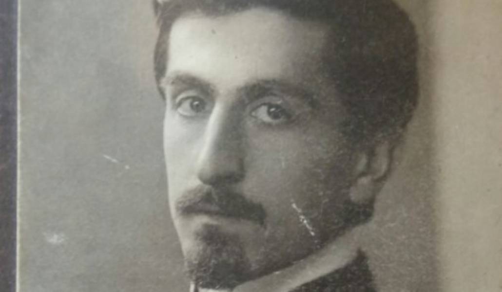 25.12-Ruzanna.Still048-1