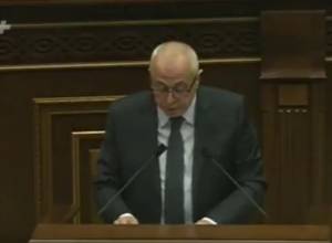 Հստակ ասեք՝ տրանսպորտի սակագինը բարձրանալո՞ւ է. Միքայել Մելքումյանը՝ Գագիկ Գրիգորյանին