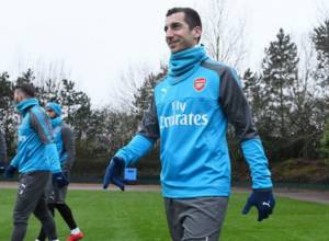 Henrikh Mkhitaryan's first game in Arsenal in Wales