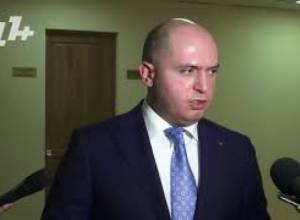 Արտաշես Գեղամյանի գիրքը՝ տեղով մեկ ոսկի