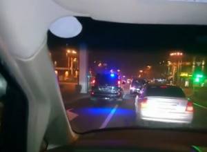 Vigen Sargsyan makes 3 violations in a minute by his cortege