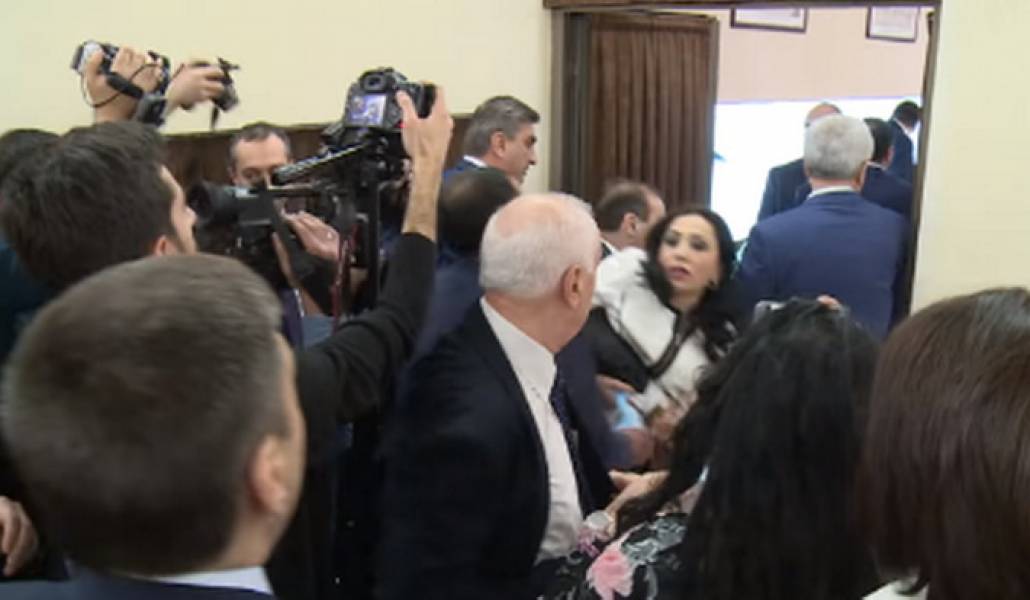 27867261_1190570644407811_6919296485568030448_n